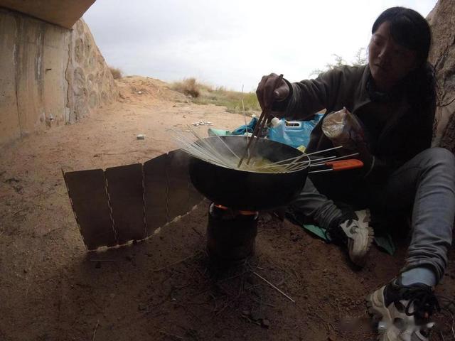 旅行|我川妹子,32岁不结婚不生孩,骑摩托环游全国,一年行36000公里