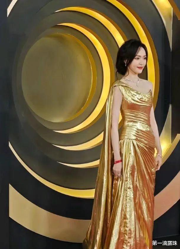 微博之夜:《繁花》主角亮相,杨紫3获微博女王,张颂文高叶获奖