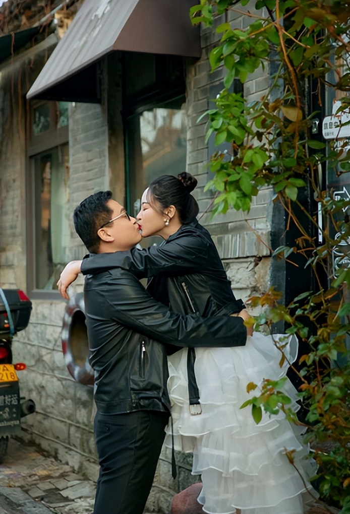 我职场女性,挑来挑去成为大龄剩女,36岁闪婚,一顿饭就把我搞定