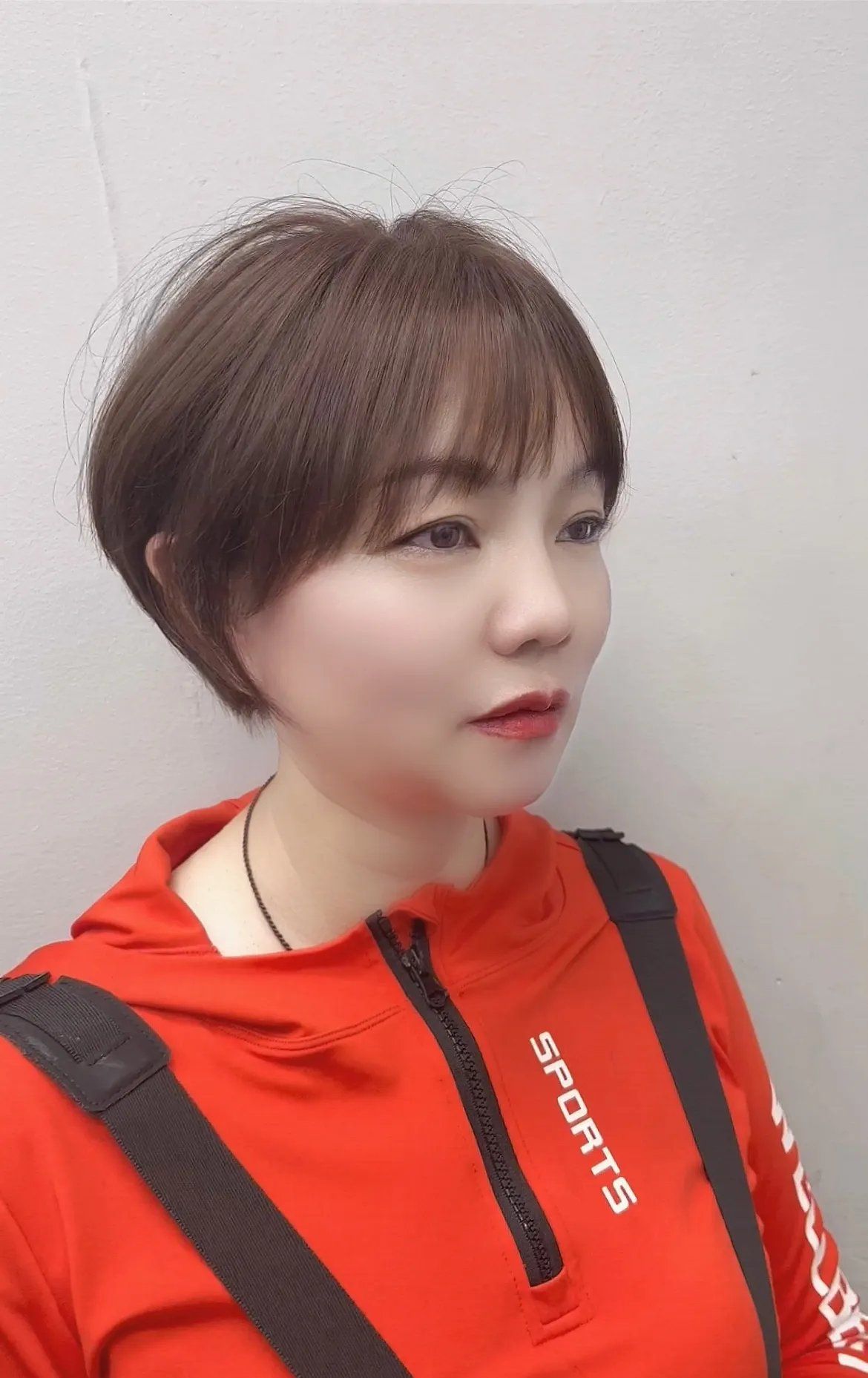 发型 立体层次、波波头、狼尾、锁骨烫，你的发型选对了吗
