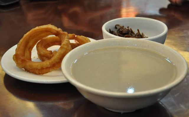 早餐|中国最“尴尬”的5种早餐，本地人当“宝”，外地人却根本吃不惯