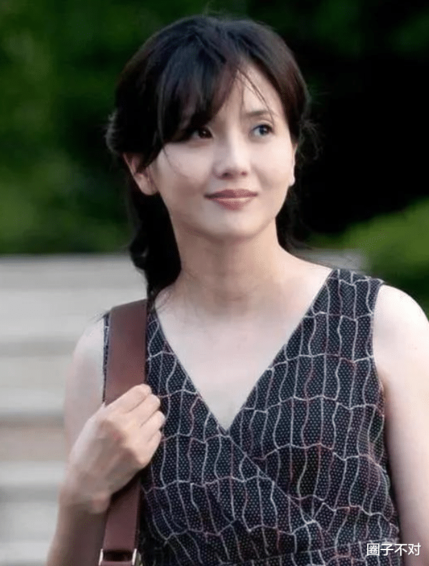 年轻时倾国倾城，老了却成“土肥圆”，这7位中年发福女星太可惜