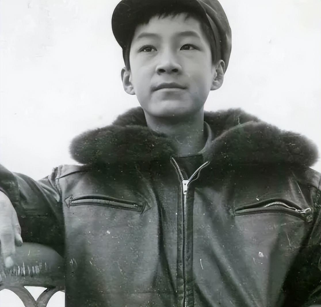 61岁冯远征的“消失”,是娱乐圈的悲哀和损失