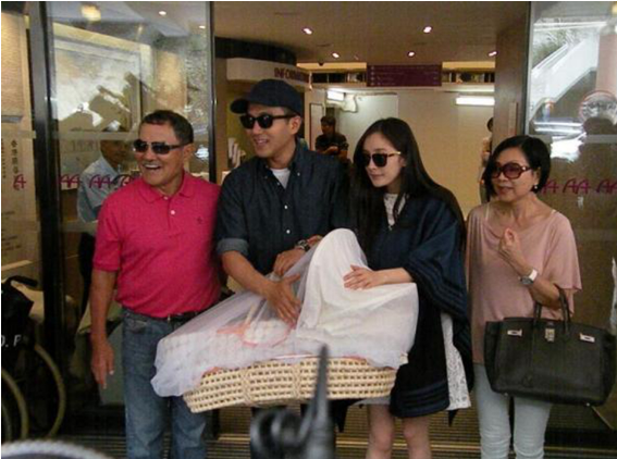 刘恺威被曝给女儿改国籍，杨幂斥5亿抢抚养权！知情人士公开内幕