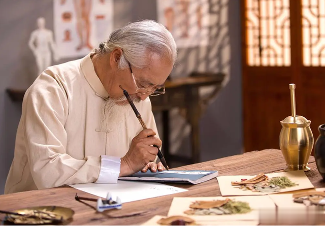 三味中成药，肝、肾、气同补，帮你远离“男”言之隐