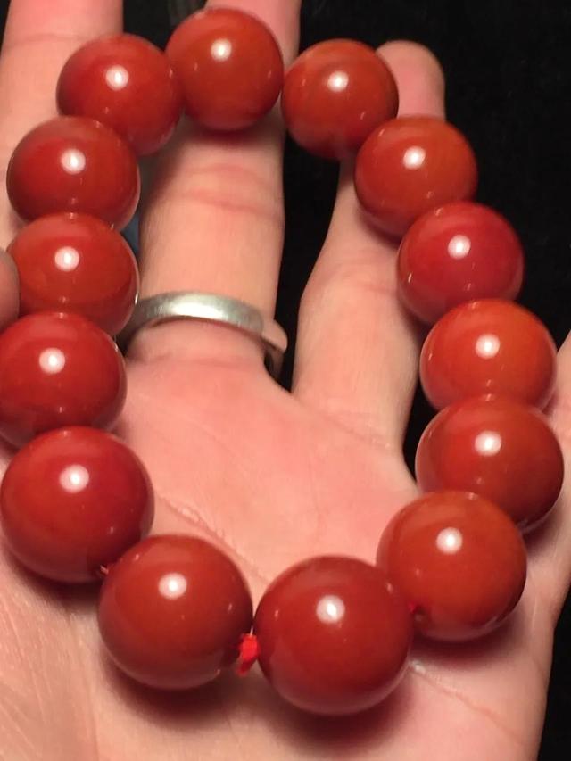 玛瑙中精品一南红