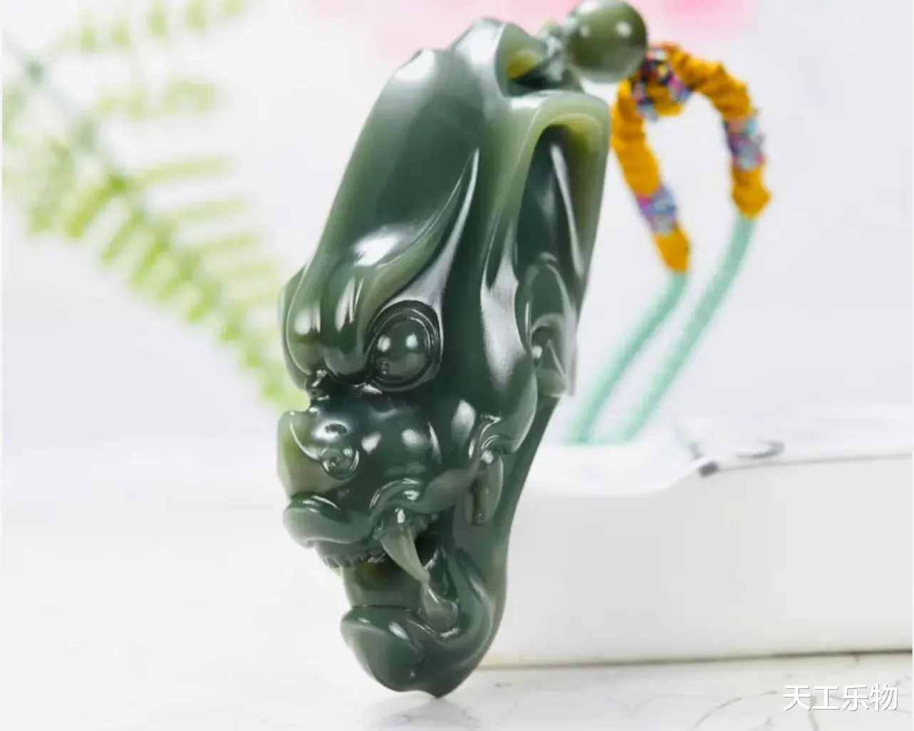 |韧性满分的和田玉,能否经得住碰撞考验?