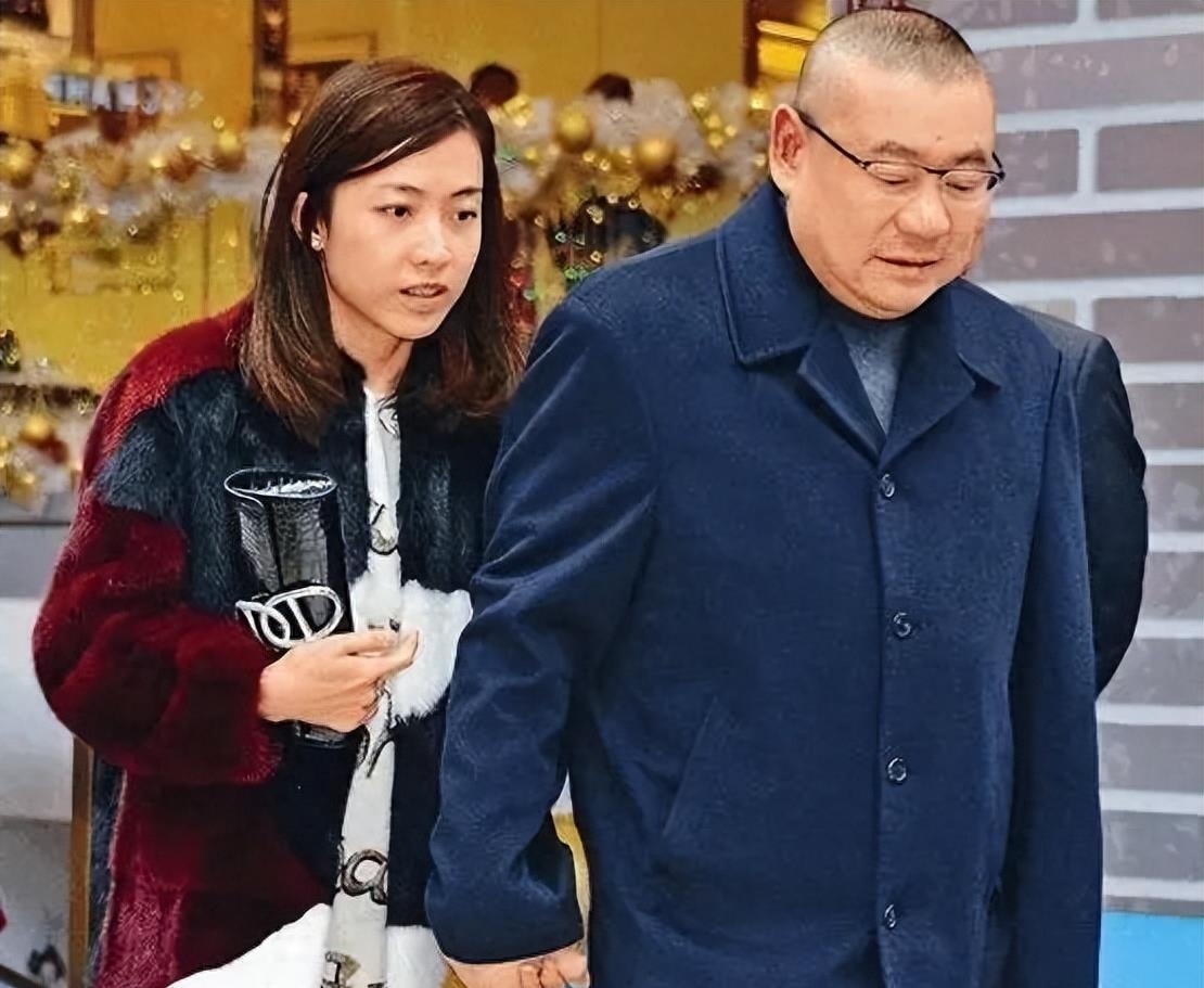 被刘銮雄、郭富城接连“折磨”暴瘦几十斤,如今她彻底遁入了空门