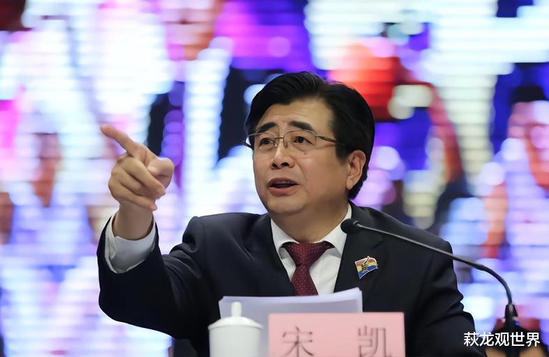 中国足协|足协失败循环重启？宋凯没进陈戌源的办公室 球迷：迷信也救不了你