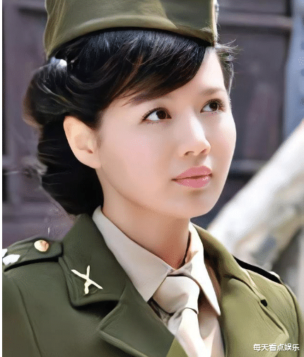 “军旅一哥”傅程鹏:靠前妻成名,后来抛妻弃子,与香港模特结婚