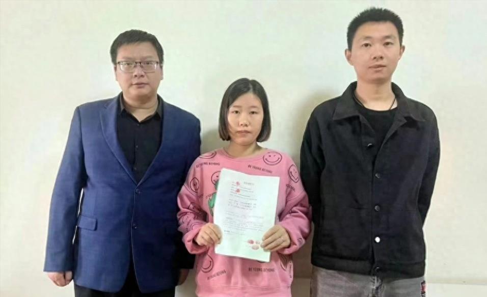 因恶犬伤人,明星们接二连三翻车,不懂审时度势,活该被怼了!