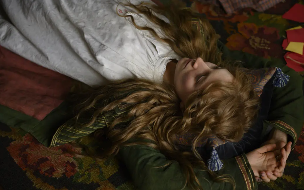 艾米|电影《小妇人》，乔永远有着带刺的玫瑰般骄傲，但也总是收获苦难