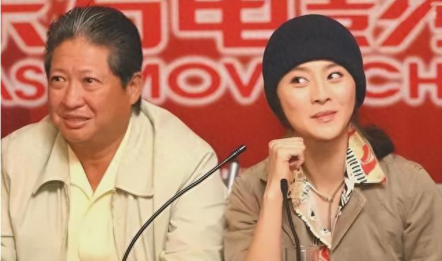 被封杀5年后范冰冰传隐婚!养二婚老公和继子负担太重,拼命捞钱