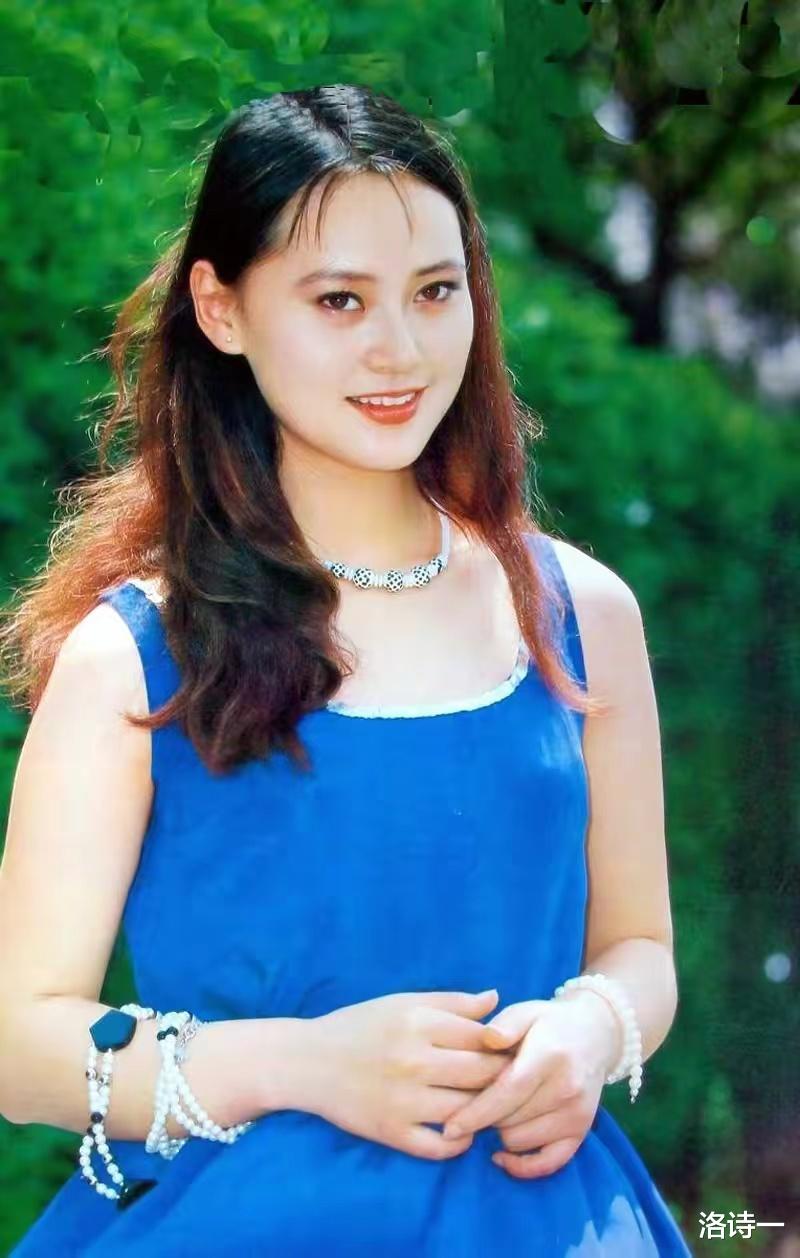 杨昆|杨昆：61岁无儿无女，退休金仅2500 别墅被拍卖，如今过得怎么样？