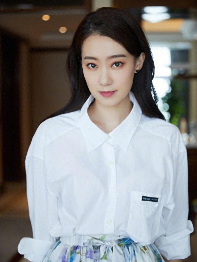 “一夜爆红”到“打回原形”,高叶只用半年,终是步了张小斐后尘