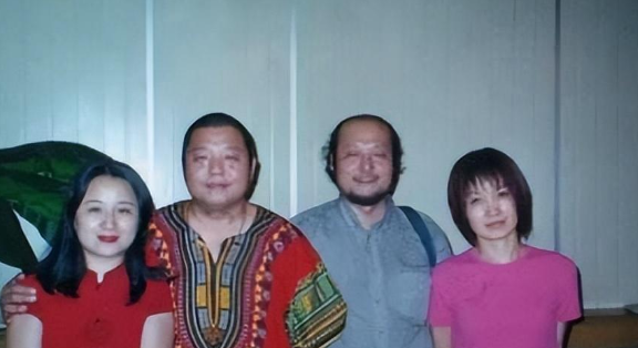 2018年,临终前的臧天朔让家人全部退下,为何只留下斯琴格日乐?