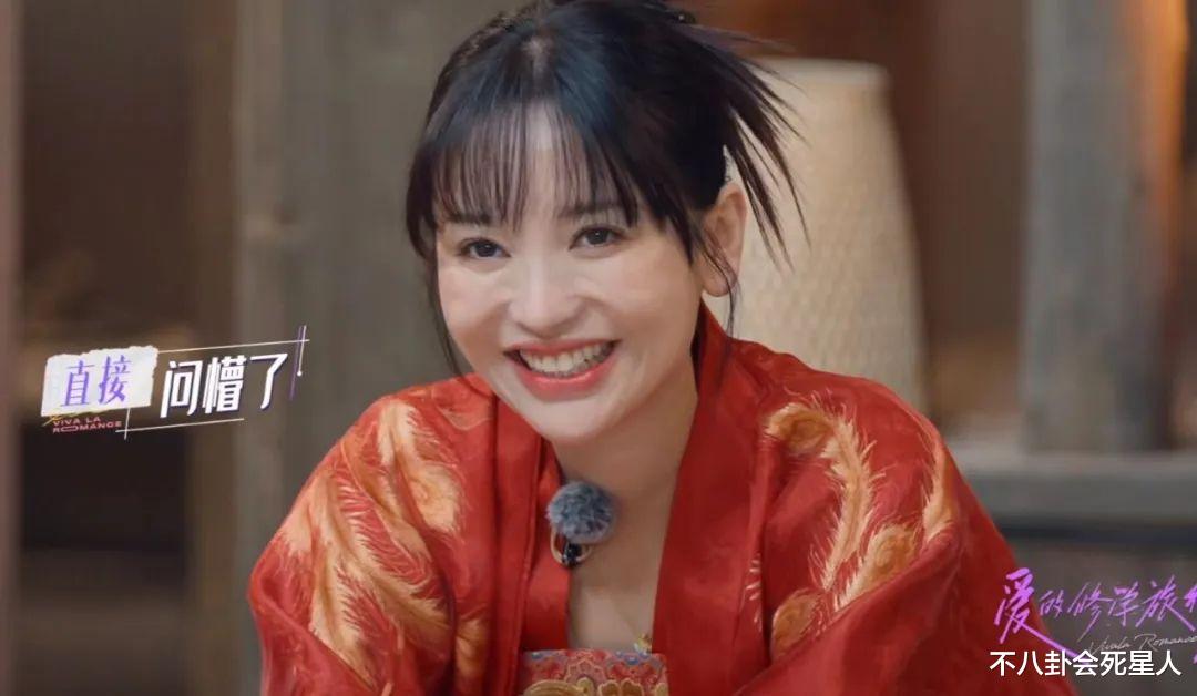 同样是42岁，当朱丹和金莎同框，我才知道自然脸和医美脸的区别