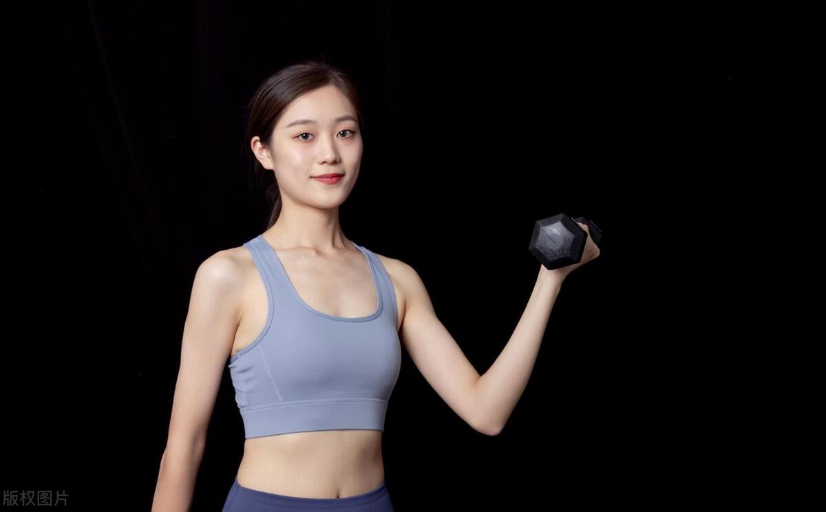 坚果|网络上到处都是“健身大神”，现实生活中，却不见他们踪影？