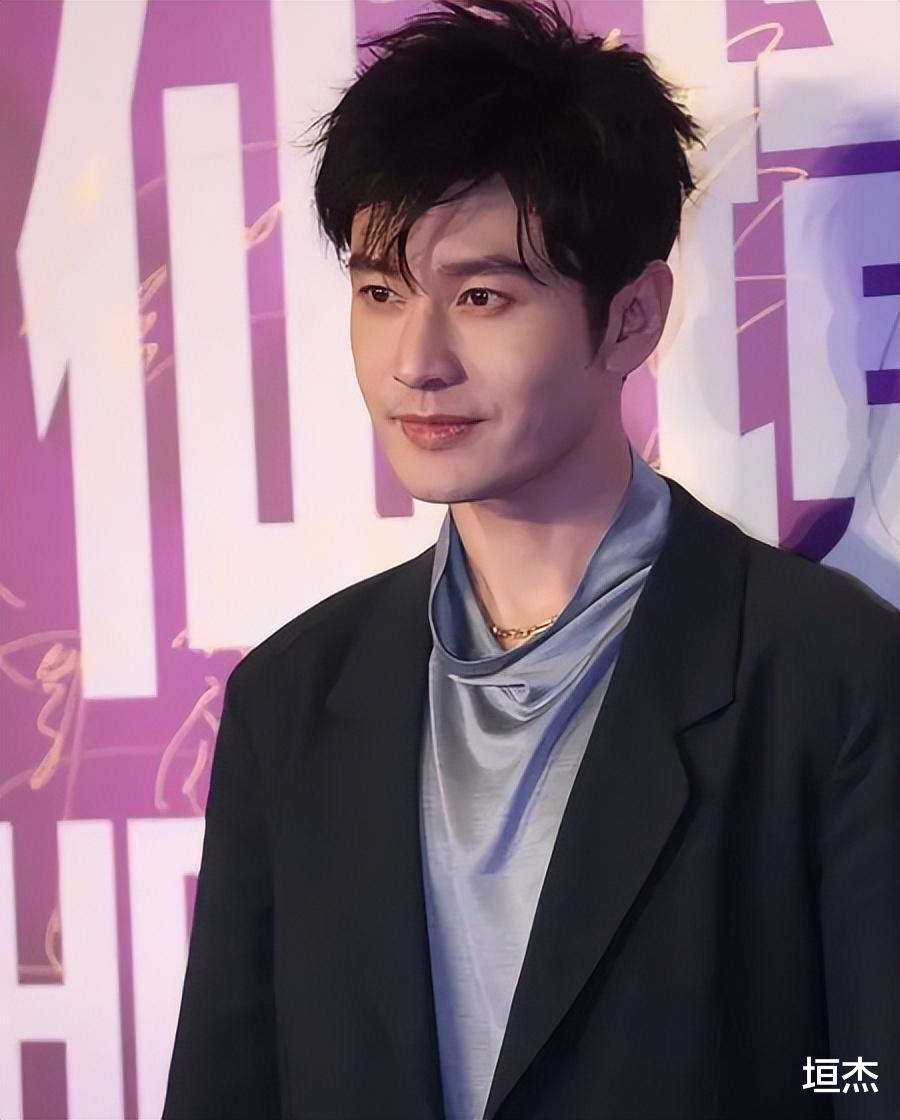 杨颖首次正面回应离婚,黄晓明:能让我歇会吗?