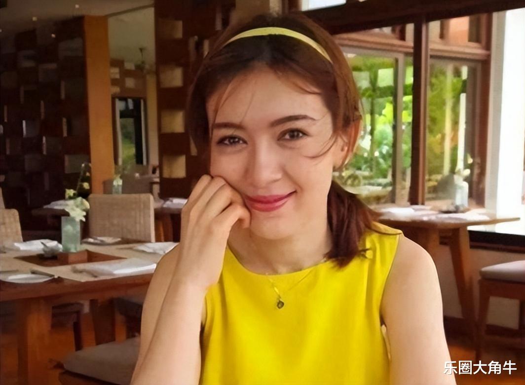 尼格买提：30岁娶帕夏古丽，结婚9年没生孩子，风光背后尽是泪水