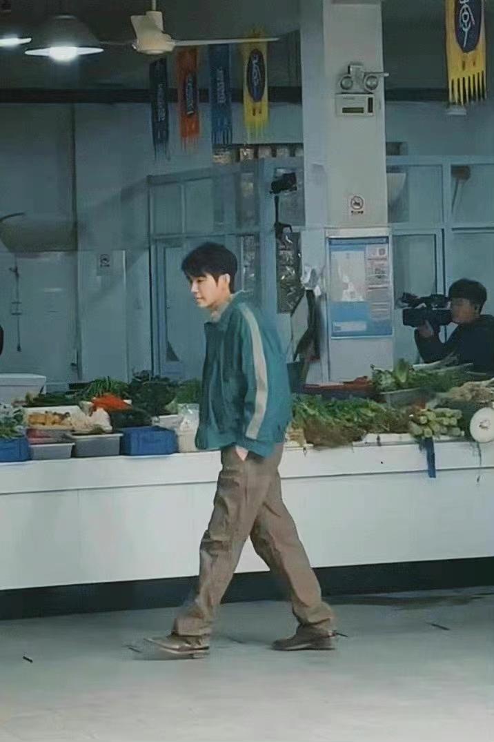 狂飙|《狂飙》剧组迎综艺首秀！老默唐小虎亮相，高启强疑被钟汉良替换