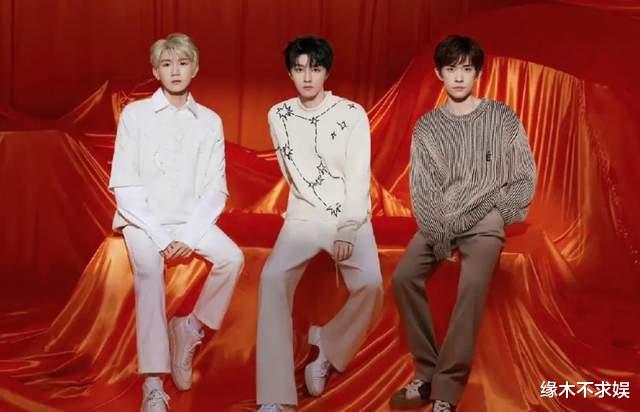 TFBOYS西安演唱会：王俊凯王源发福，易烊千玺爱打扮，身材抢镜！