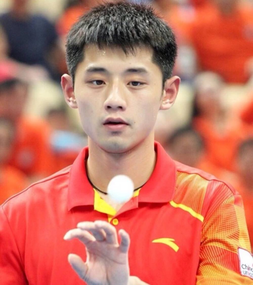 大瓜升级!曝汪峰曾被赶出赌桌,6个月前被预言塌房,张继科被牵连