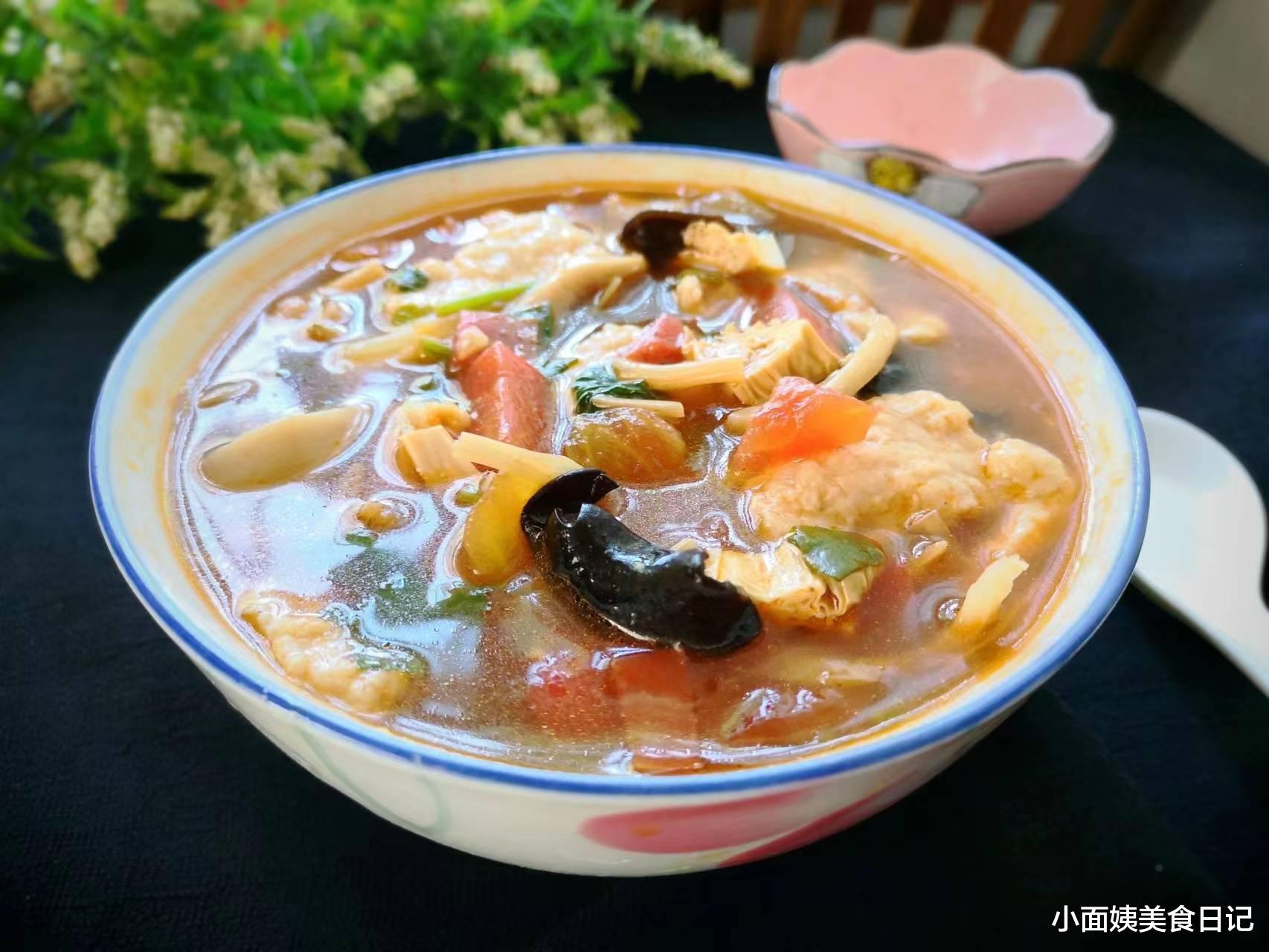 腐竹|天太热，不想炒菜，简单煮一锅它，有菜又有肉，真的是太香了！