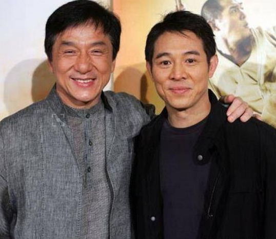 1999年,李连杰风光迎娶利智,却被港媒十字嘲讽颜面尽失!