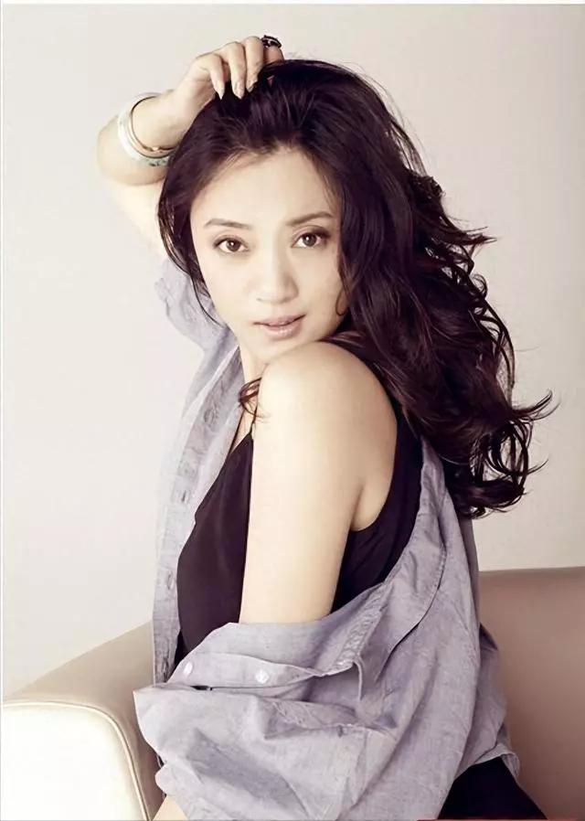 |5登春晚火遍全国,却沦落至精神病院,谁害了“小品女王”金玉婷