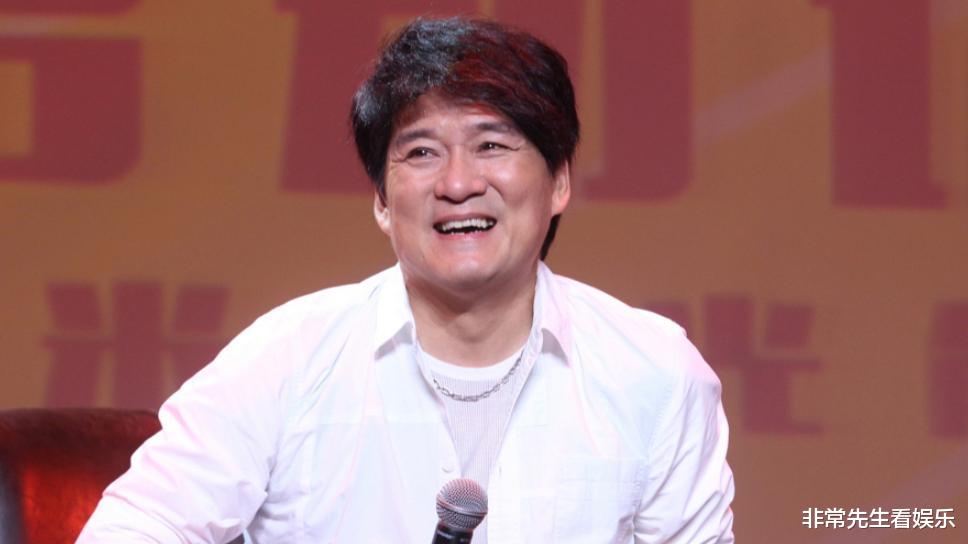 炎亚纶|4大全新导师，新增唱跳赛道，反向转椅选人，今年的好声音你看吗