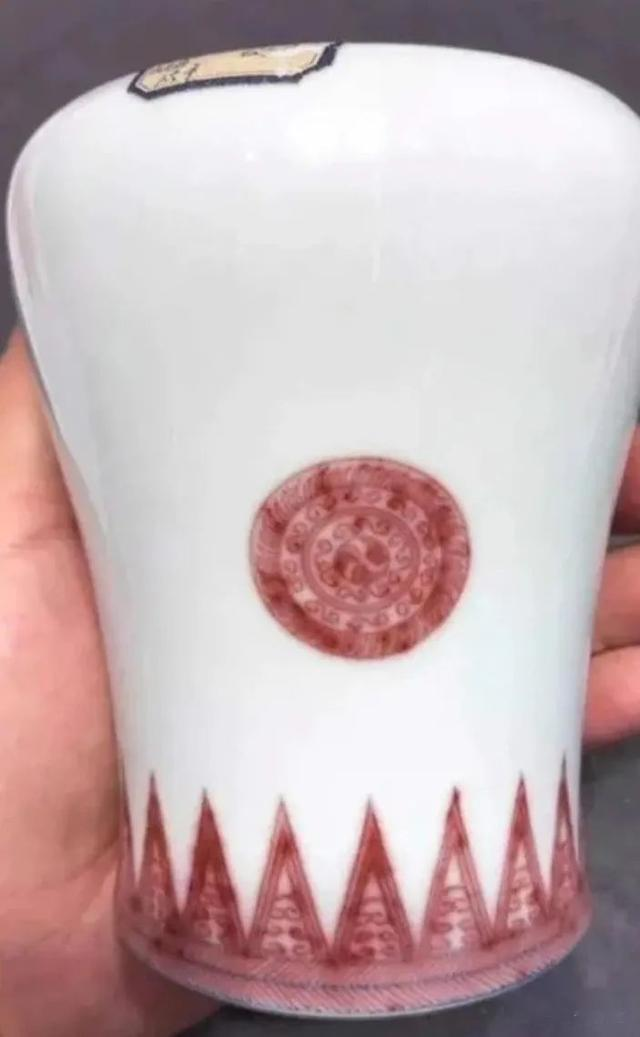 瓷器的伤残之美