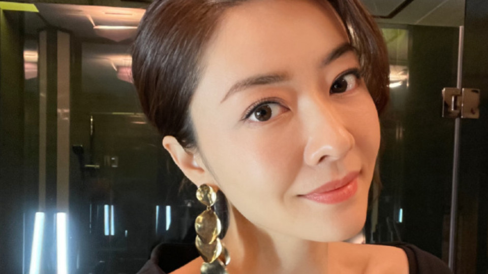 熊黛林 熊黛林素颜出镜分享护肤心得 鼻子突出被赞气质好有豪门阔太范
