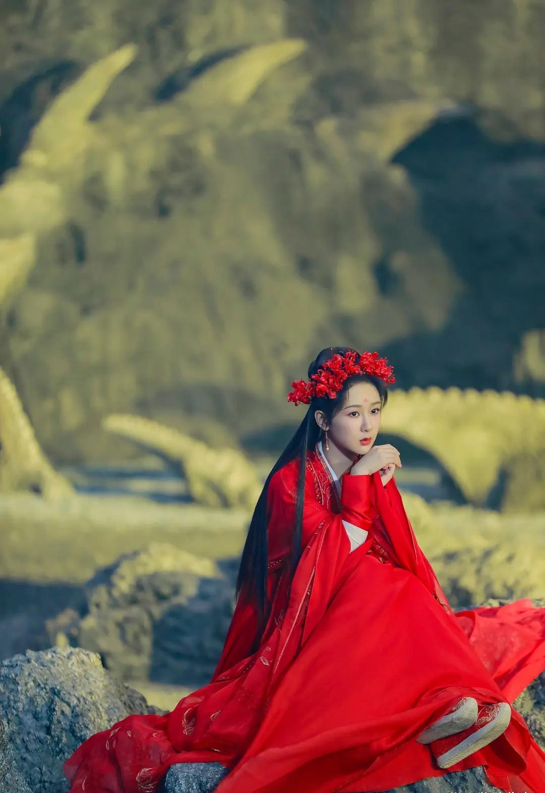 长相思第二季过审!不足一小时热度破千万,杨紫最美造型杀回来了