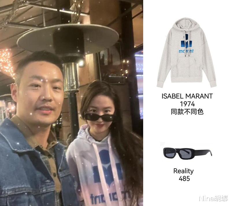 刘亦菲|刘亦菲美国豪宅区被偶遇,穿卫衣半挂墨镜粉丝合影没摆架子,名副其实白富美