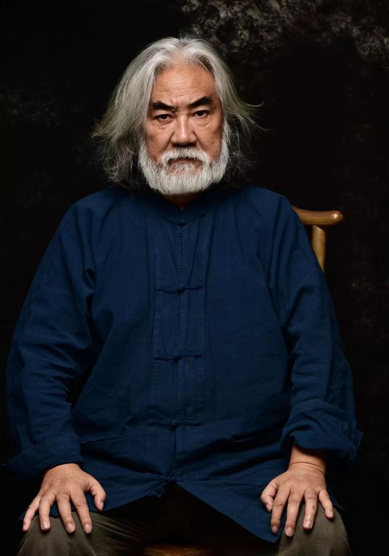 张纪中婚变?怒斥妻子败家,将价值500万的茶叶泡给司机喝