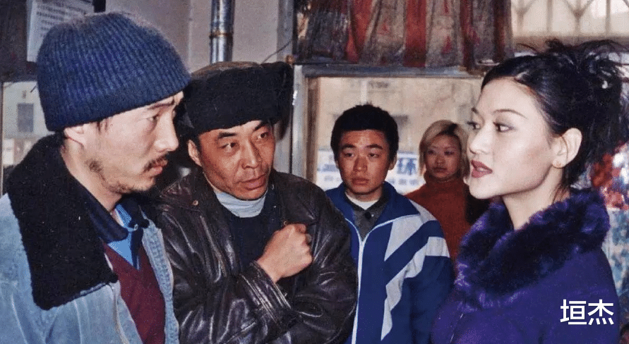 士兵突击|《士兵突击》17年,演员现状,袁朗娶日籍美妻,史今已成顶流