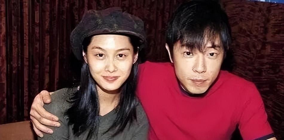 52岁朱茵现状：住深山残屋，开97年破车！活成了娱乐圈的“笑话”