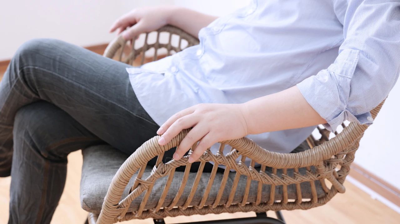 为何人到中年，肠胃更容易出现问题？这些因素或是关键所在