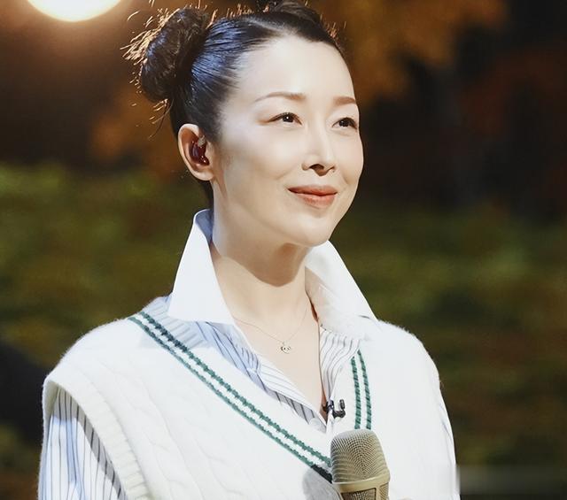 浪姐4|网曝《浪姐4》正式名单，2人争C位，3人跨界，3人加盟可信度不高