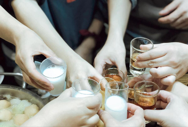 肝科主任：肝不好的人，睡前“2不要、1常喝”，还你“婴儿肝”