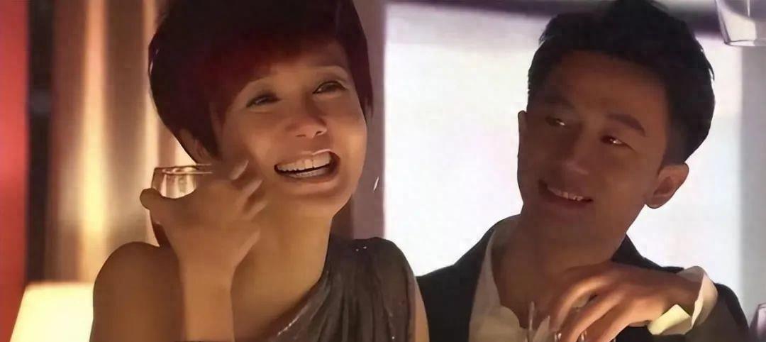 曝38岁黄轩隐婚生子?首次承认和“大姐”蒋雯丽的关系!