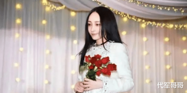 这一次,41岁的姚笛,终于走上了另一条大道