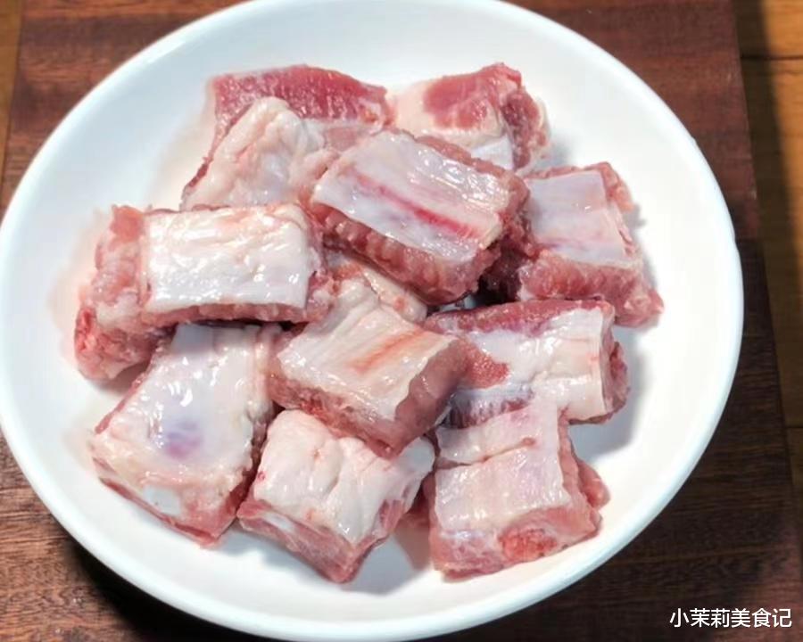 莲藕|莲藕的“死对头”,医生提醒:二者万不可同吃,吃莲藕的禁忌要懂