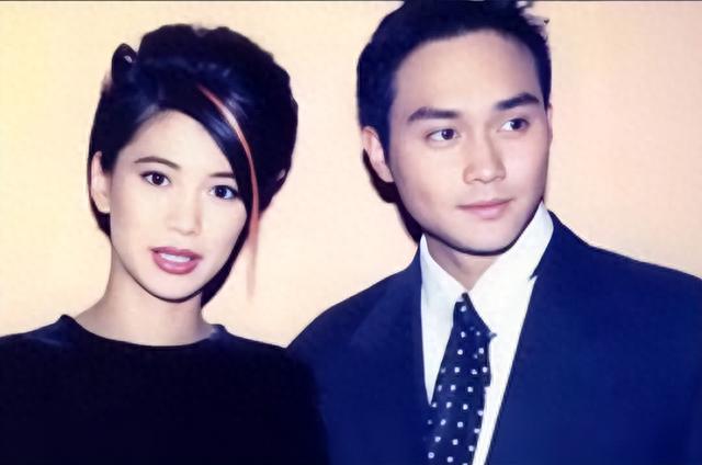 都不是善茬？结婚22年后，张智霖和袁咏仪的遮羞布，再也盖不住了