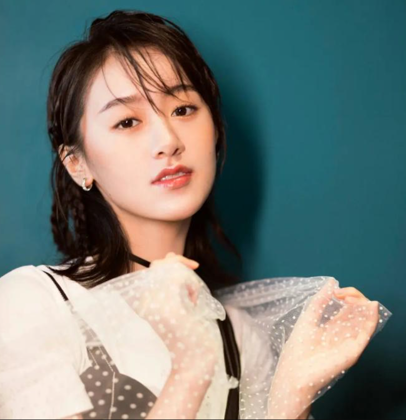 彻底凉凉!袁冰妍偷税漏税,多家卫视删除相关动态,作品已被除名