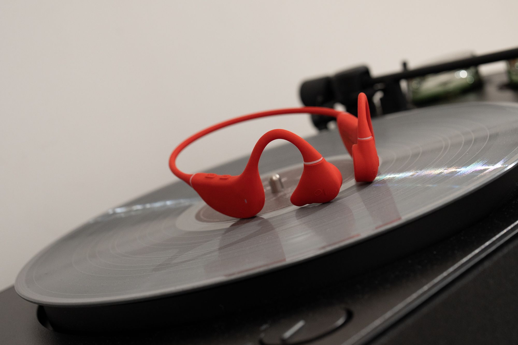 蓝牙耳机|戴着NANK南卡Runner Pro4骨传导蓝牙耳机游泳不再寂寞