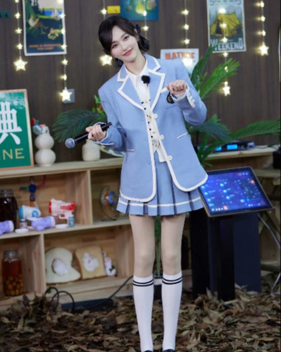 瘦到病态、全身涂白、非人细腰，内娱的畸形审美，什么时候是尽头？