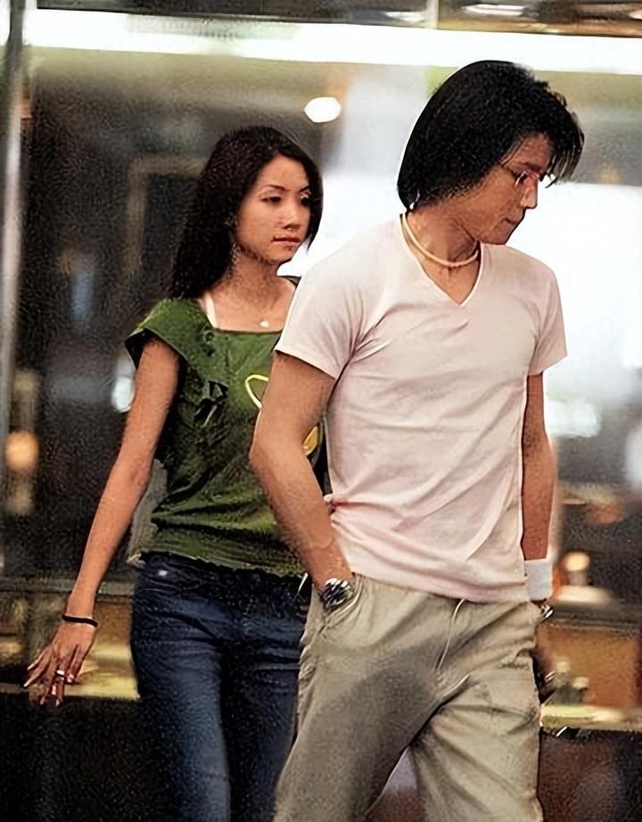 娱乐圈第一海后:人送外号公交车,玩弄众多男星,现45岁仍单身