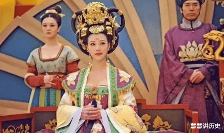 周海媚家世起底!有四个兄弟姐妹,六年前父亲去世,让她悲伤许久